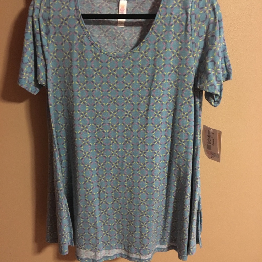 LuLaRoe Perfect Tee